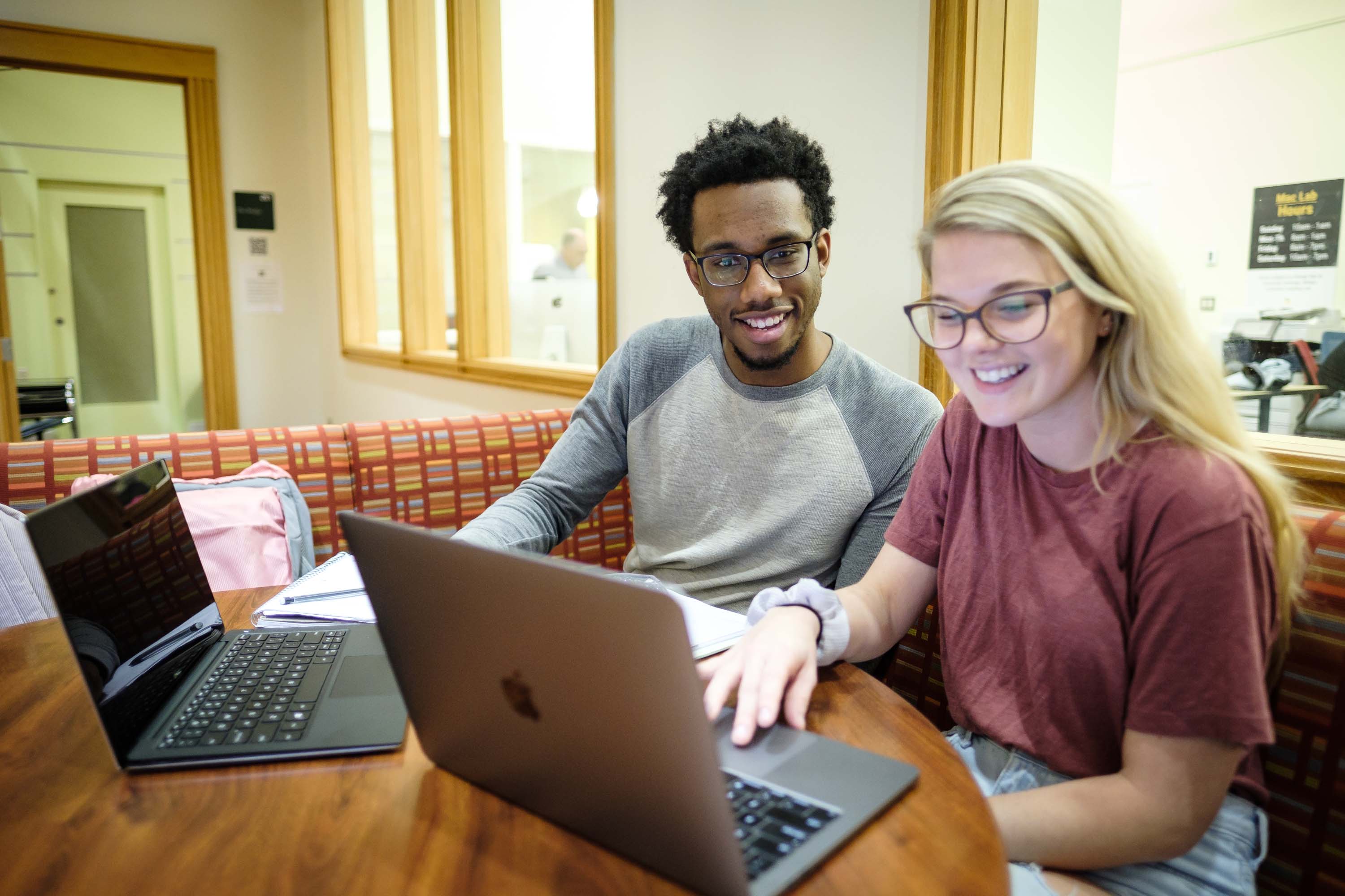 Wake Forest senior Danielle Mozingo ('19) and sophomore Lindsey Wilson ('21) study in the library on Wednesday, February 6, 2019.